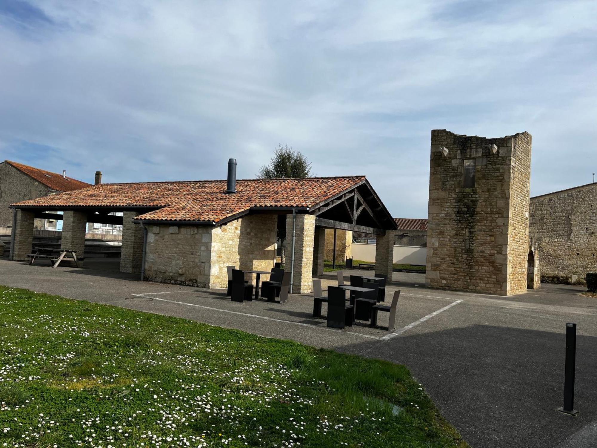 La Maison Du Bonheur Le Gué-de-Velluire Extérieur photo